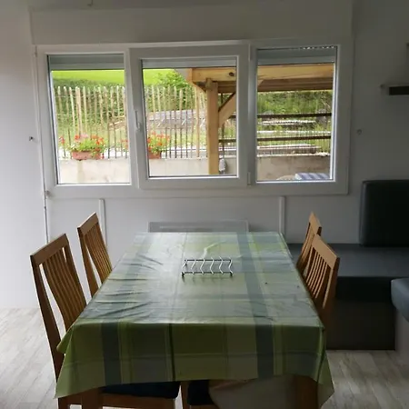 Mobile-home Campsite *